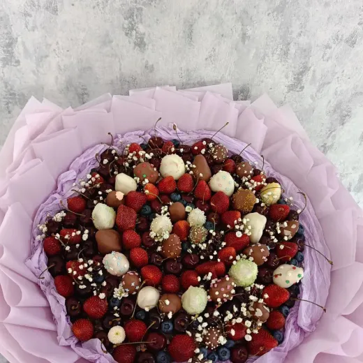 Потрясающий букет из ягод