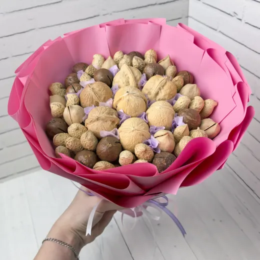 Ореховый подарок